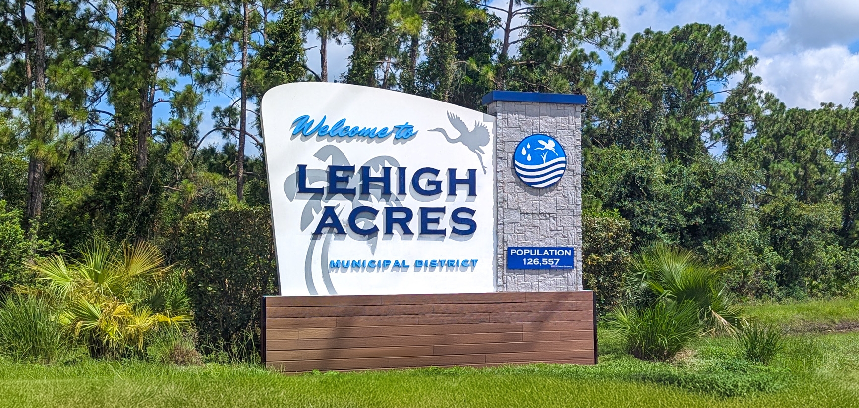 Letrero de Bienvenida de Lehigh Acres Letrero de Bienvenida de Lehigh Acres