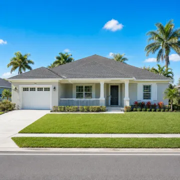 Single Family ranch Style House