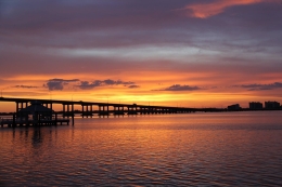 Compra de inmobiliarias en Fort Myers. Casas y condominios. Agentes de bienes raices en Florida suroeste, REALTORS